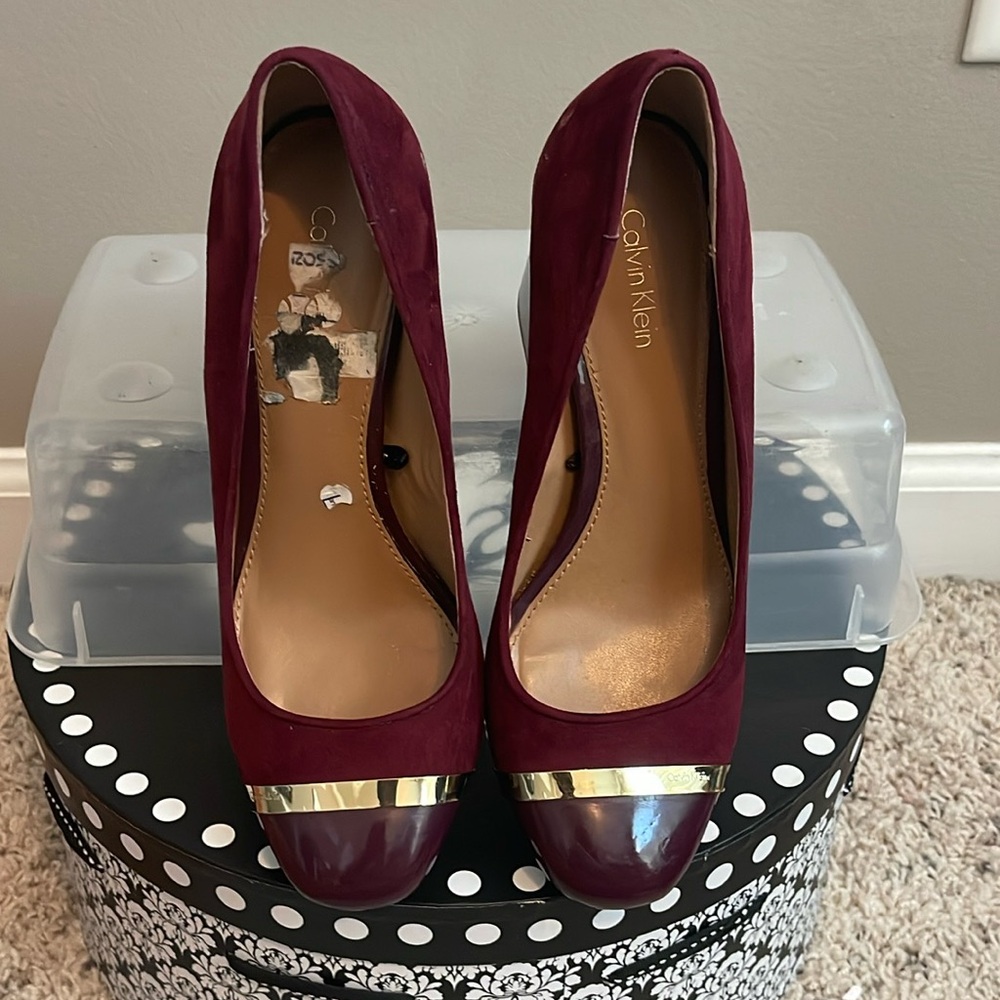 Calvin Klein Blaine Suede Carlia Pump